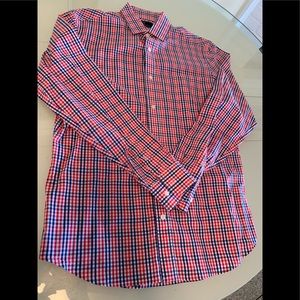 Men’s Gap button down shirt Size S barely worn